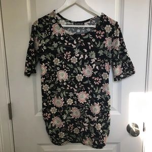 Due Time Maternity, Floral Top